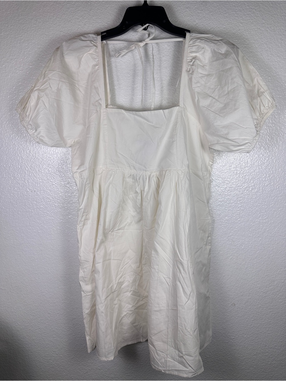 Draper James Magnolia White Smocked
Square Neck Puff Sleeve Lined Midi Dress L